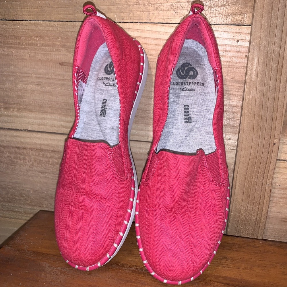 Cloudsteppers Clarks Red Canvas Step Glow‎ Slip On Shoes 5 M Comfort Cushioned